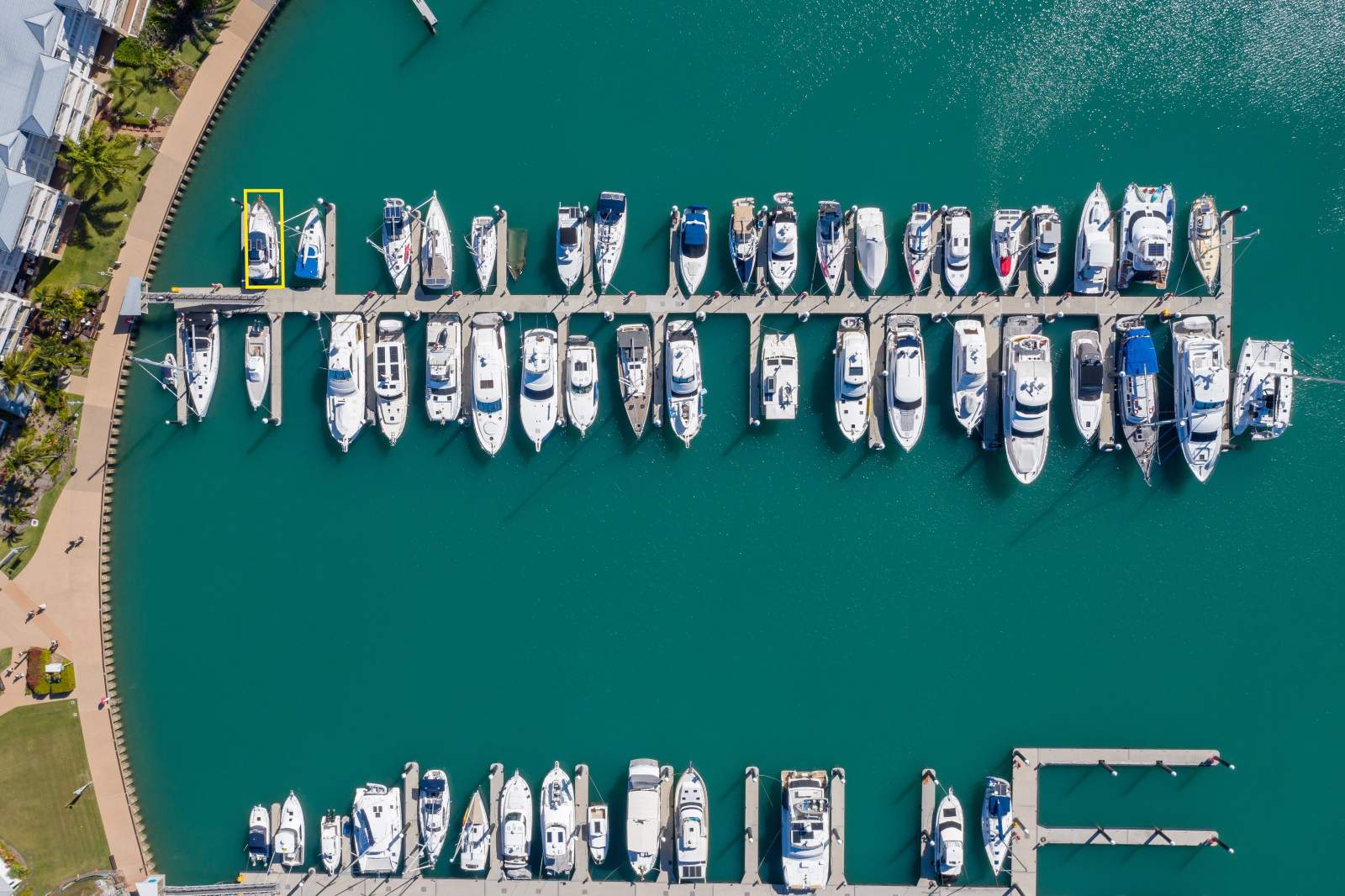d'Albora Port of Airlie Marina, Shop 7/33 Port Dr, Airlie Beach QLD 4802, Australia